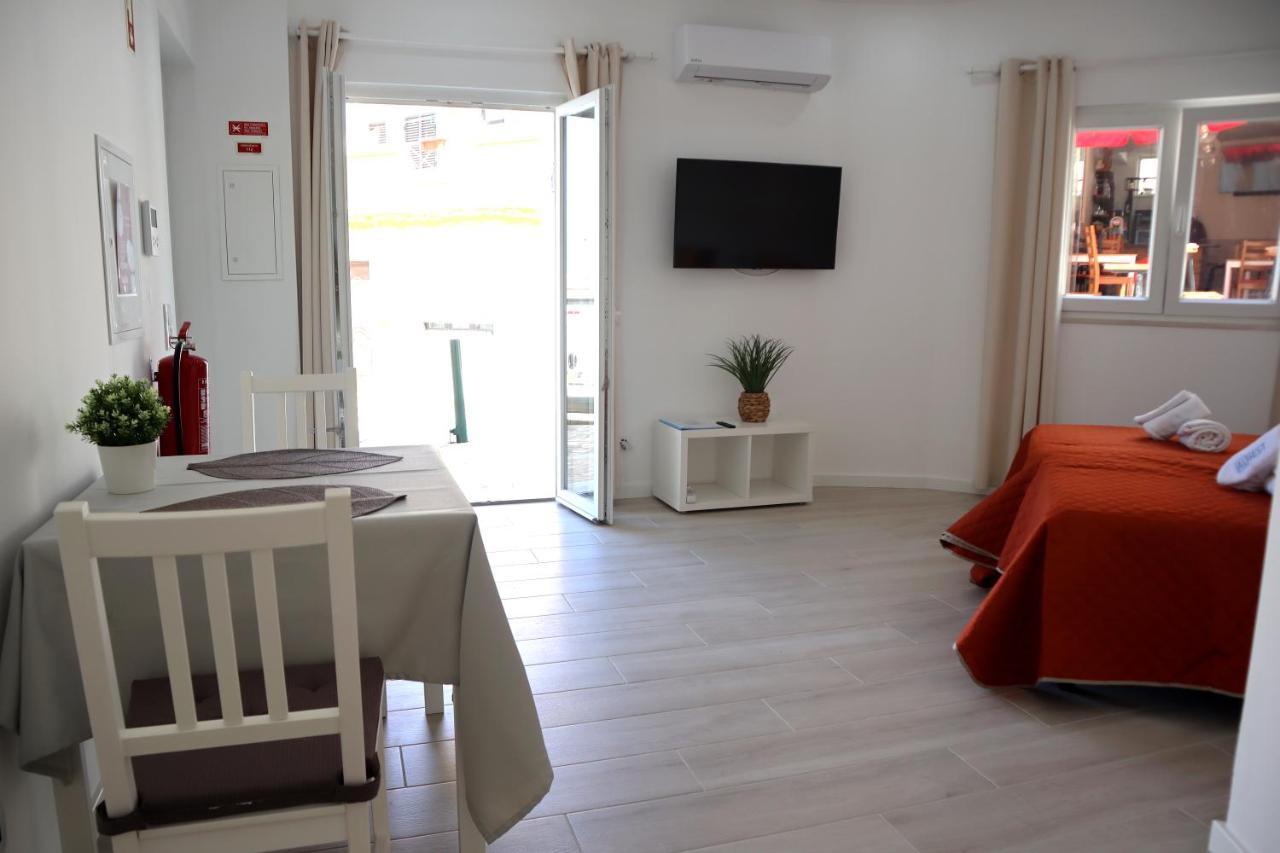 Solria Alvor Apartment Bagian luar foto